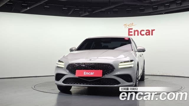G70 Benzină 2.5T 4WD