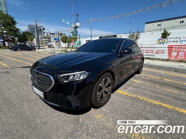 Clasa E E200 Avantgarde