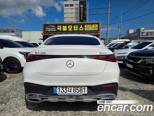 Clasa GLC GLC300 4MATIC Coupé