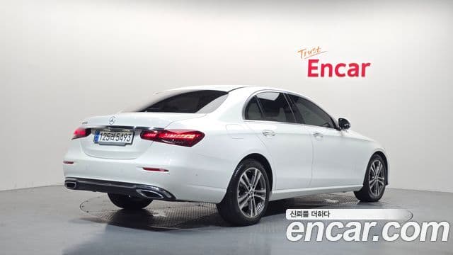 Clasa E E250 Avantgarde