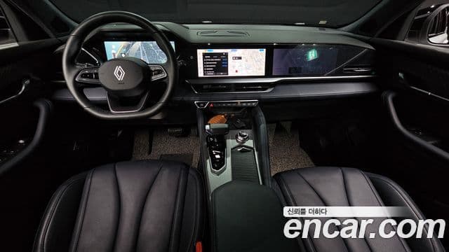 1.5 E-TECH Iconic 2WD
