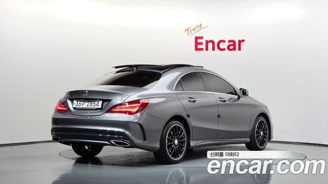 CLA- CLA220 AMG Line