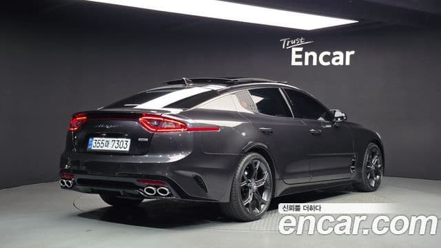 Stinger 2.0 Turbo AWD