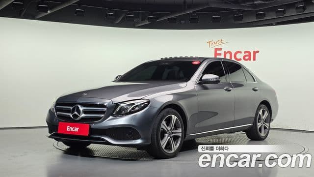 Clasa E E220d Avantgarde