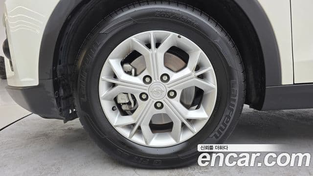 Very New Tivoli Benzină 1.5 2WD