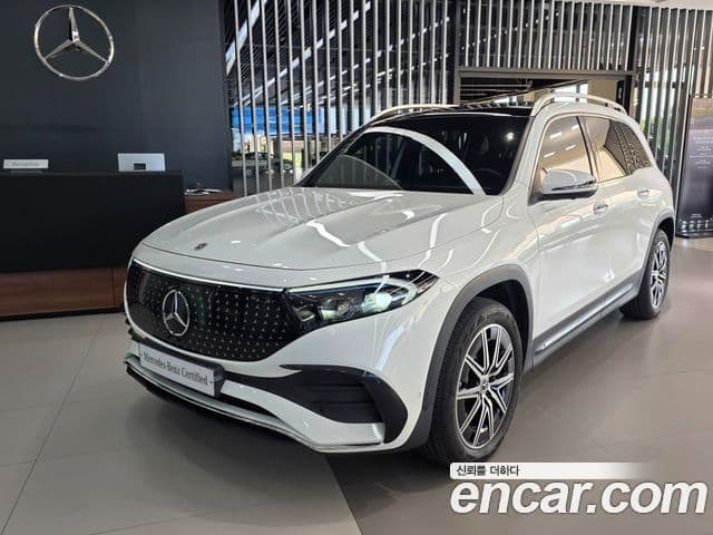 EQB EQB300 4MATIC AMG Line