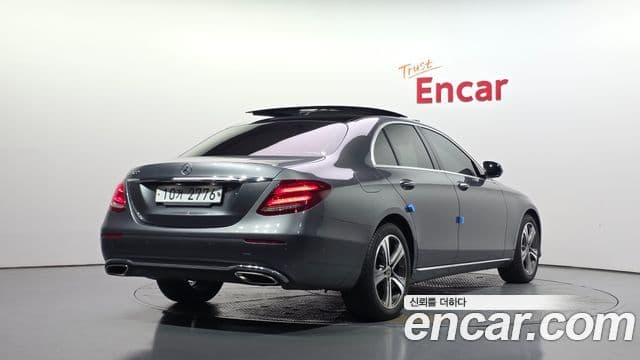 Clasa E E300 Avantgarde