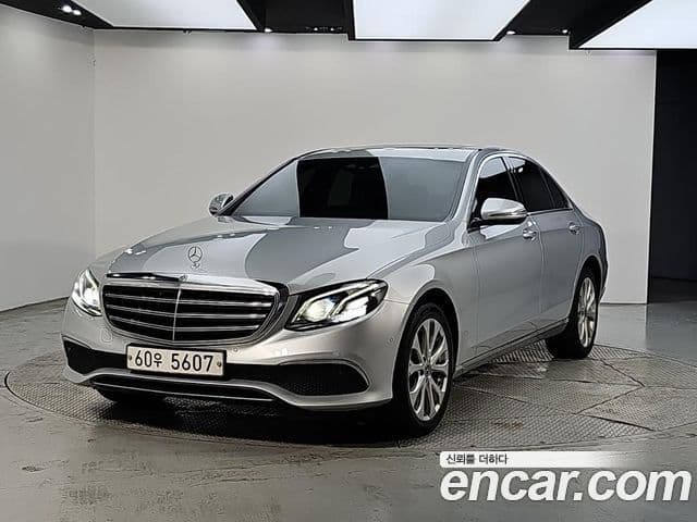 Clasa E E220d 4MATIC Exclusive