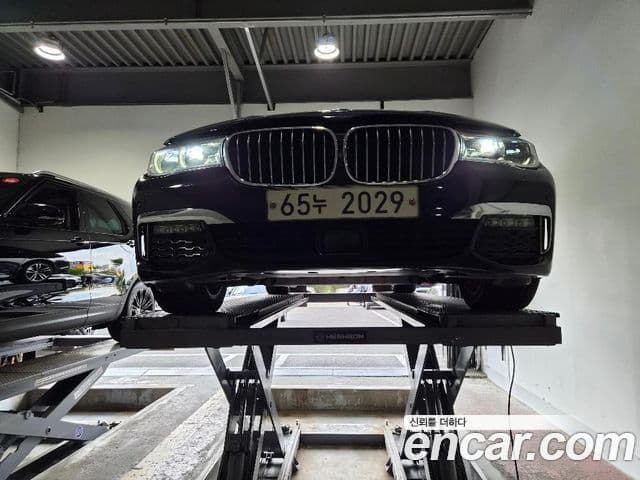 Seria 7 740Li xDrive M Sport