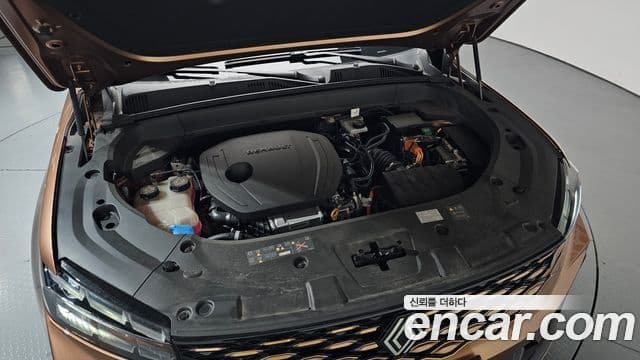 1.5 E-TECH Iconic 2WD