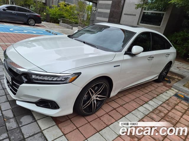 Accord 2.0 Hybrid Touring