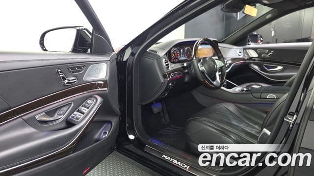 Clasa S Maybach S560 4MATIC