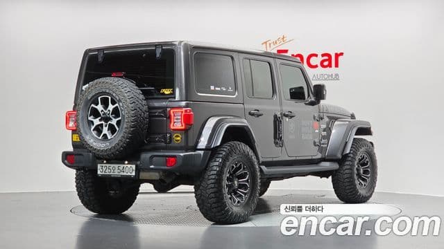 (JL) 2.0 4-door
