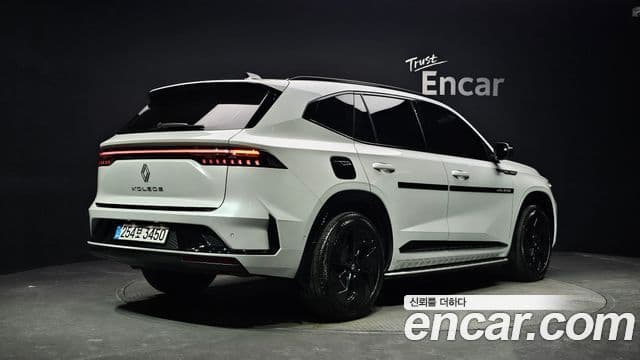 2.0 Iconic 4WD