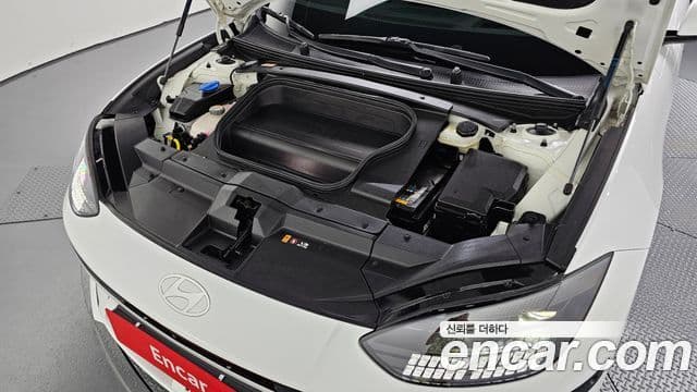 6 Long Range AWD