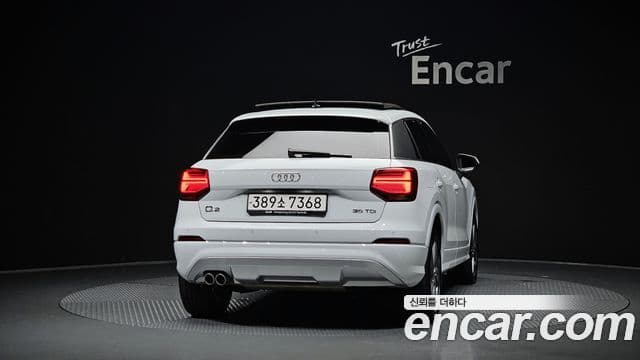 Q2 35 TDI Premium