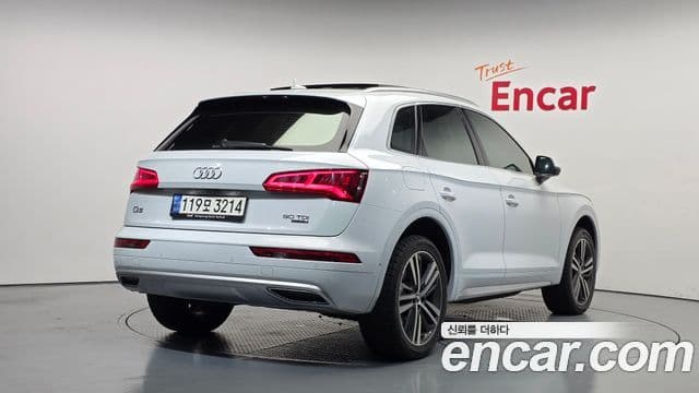 Q5 (FY) 50 TDI Quattro Premium