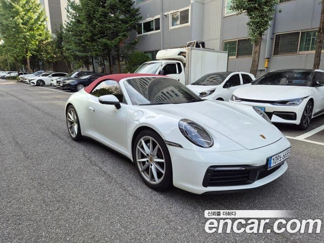 911 (992) Carrera Cabriolet