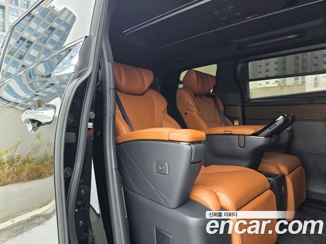 4 2.5 HEV Executive AWD