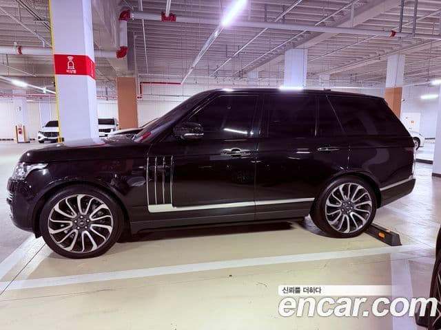 Range Rover 4.4 SDV8 AB Motorină