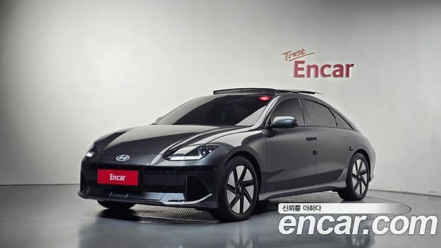 6 Long Range AWD