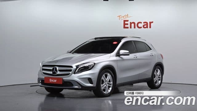 GLA- GLA200 d 4MATIC
