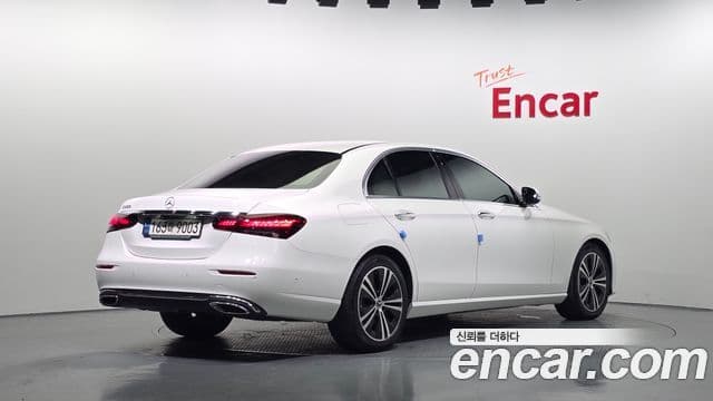 Clasa E E250 Avantgarde