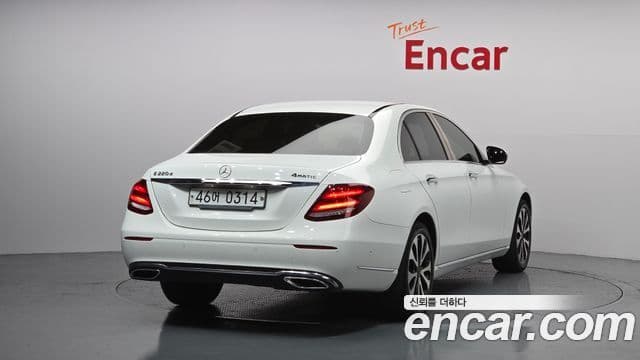Clasa E E220d Exclusive