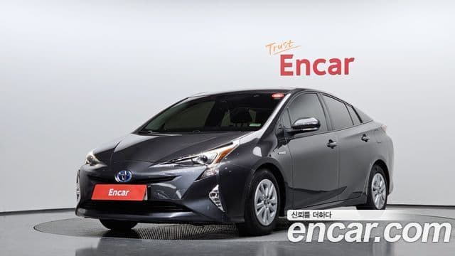 Prius 1.8 E