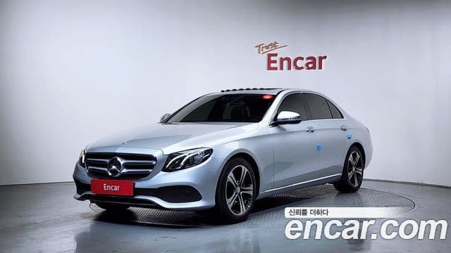 Clasa E E200 Avantgarde