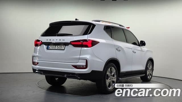 Rexton Motorină 2.2 4WD