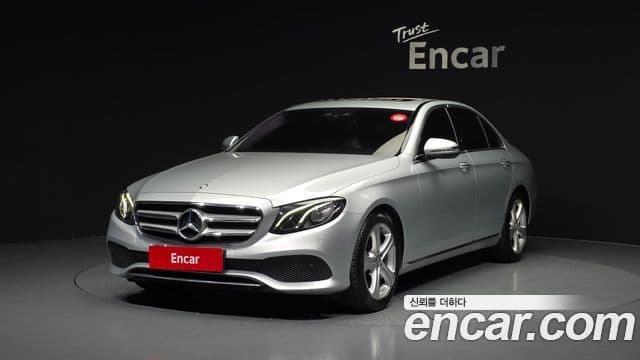 Clasa E E200 Avantgarde