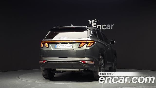 (NX4) Premium 2WD