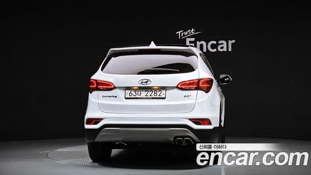 Santa Fe Benzină 2.0 Turbo 2WD