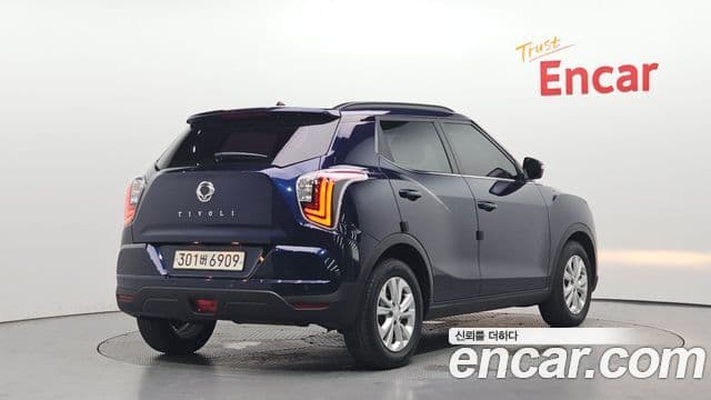 Very New Tivoli Motorină 1.6 2WD