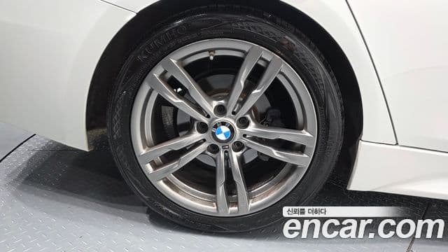 Seria 3 320d M Sport