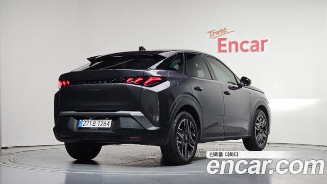 3008 1.2 Hybrid GT