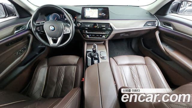 Seria 5 520d xDrive Luxury Plus