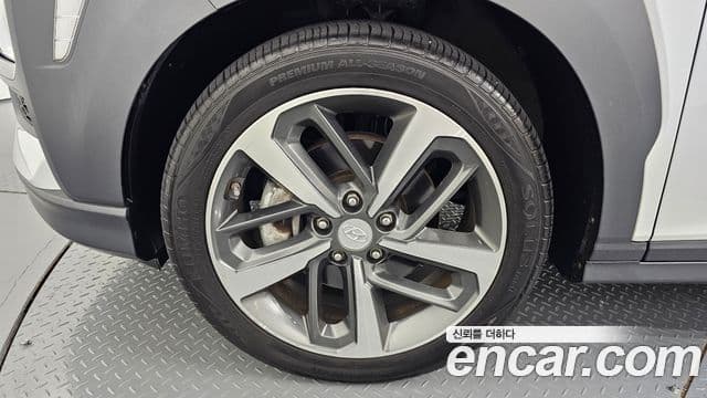 Kona 1.6 Turbo 2WD