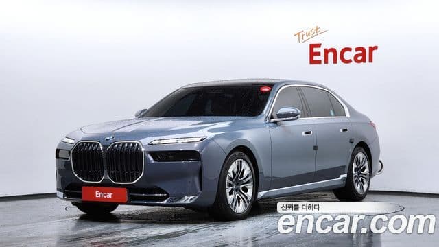 Seria 7 740i sDrive Design Pure Excellence