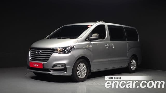 Grand Starex Van 3 locuri