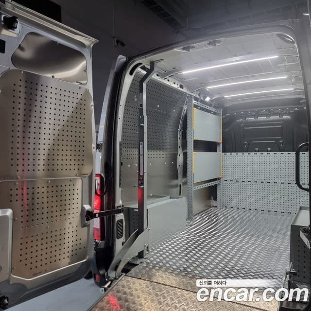 2.3 Van L