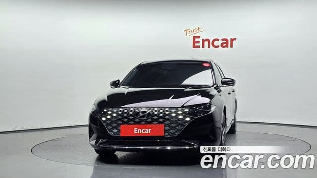 Grandeur 3.0 LPi (Rent-a-car)