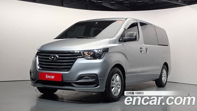 Grand Starex Van 5 locuri