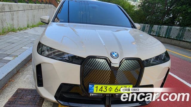 iX xDrive45 M Sport First Edition
