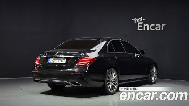 Clasa E E350 4MATIC AMG Line