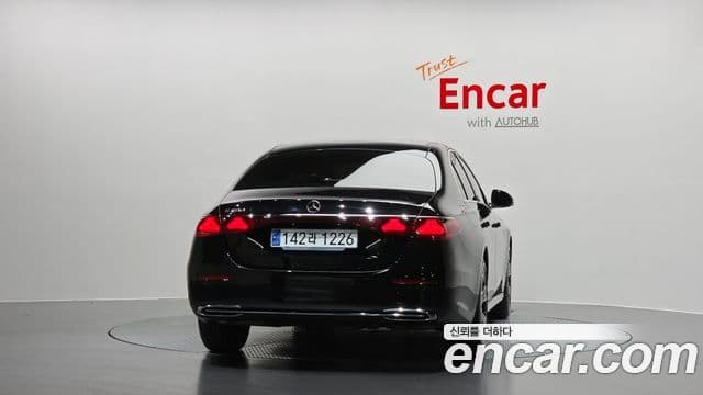 Clasa E E200 Avantgarde