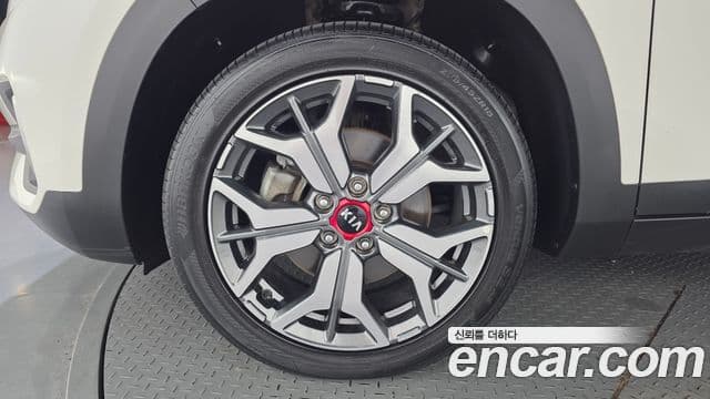 Seltos Benzină 1.6 Turbo 2WD