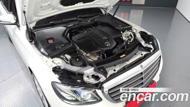 Clasa E E220d Exclusive
