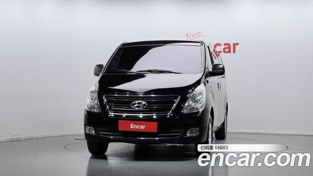 Grand Starex 3 locuri LPi Van